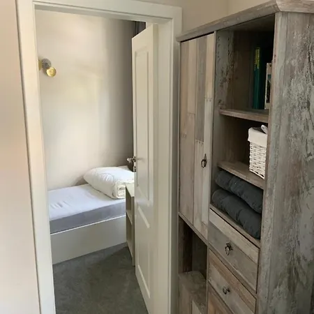 Lejlighed Parterre Apartment, 72 Qm, 2 Schlafzimmer, Gaeste-wc, Terrasse, 6 Personen